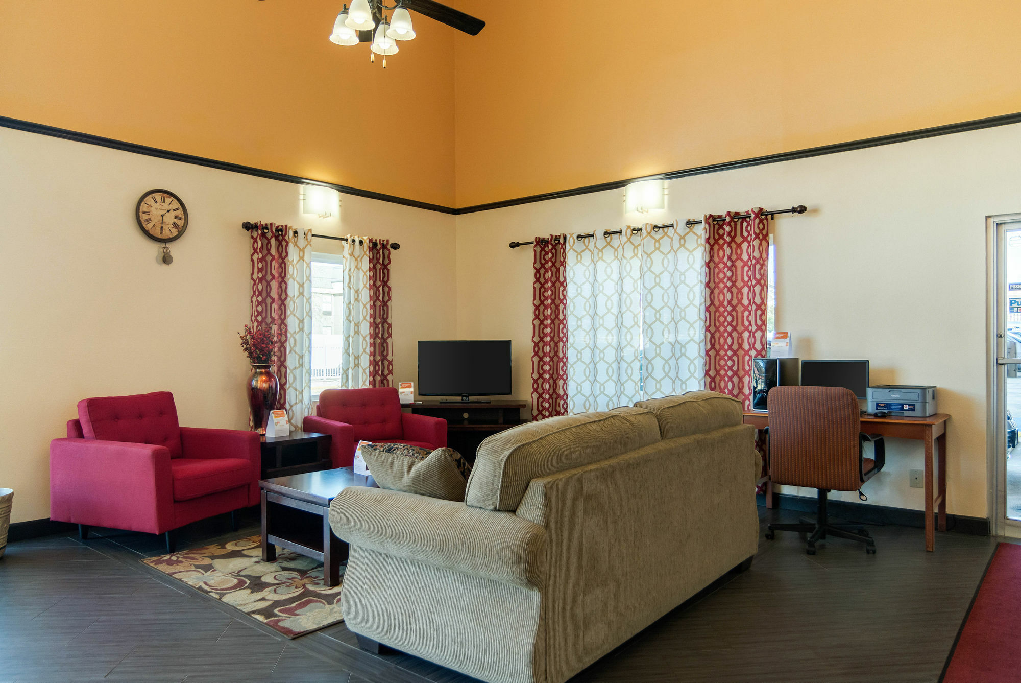Homestay Inn & Suites Russellville Eksteriør bilde